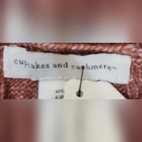 cupcakes & cashmere Cable Knit Sweater Vest - Picture 4 of 5